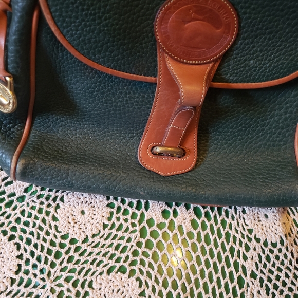 Designer Purses - Picture 14 of 16